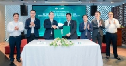 Công ty kiều hối Vietcombank nhận giải thưởng chuyển đổi số sáng tạo